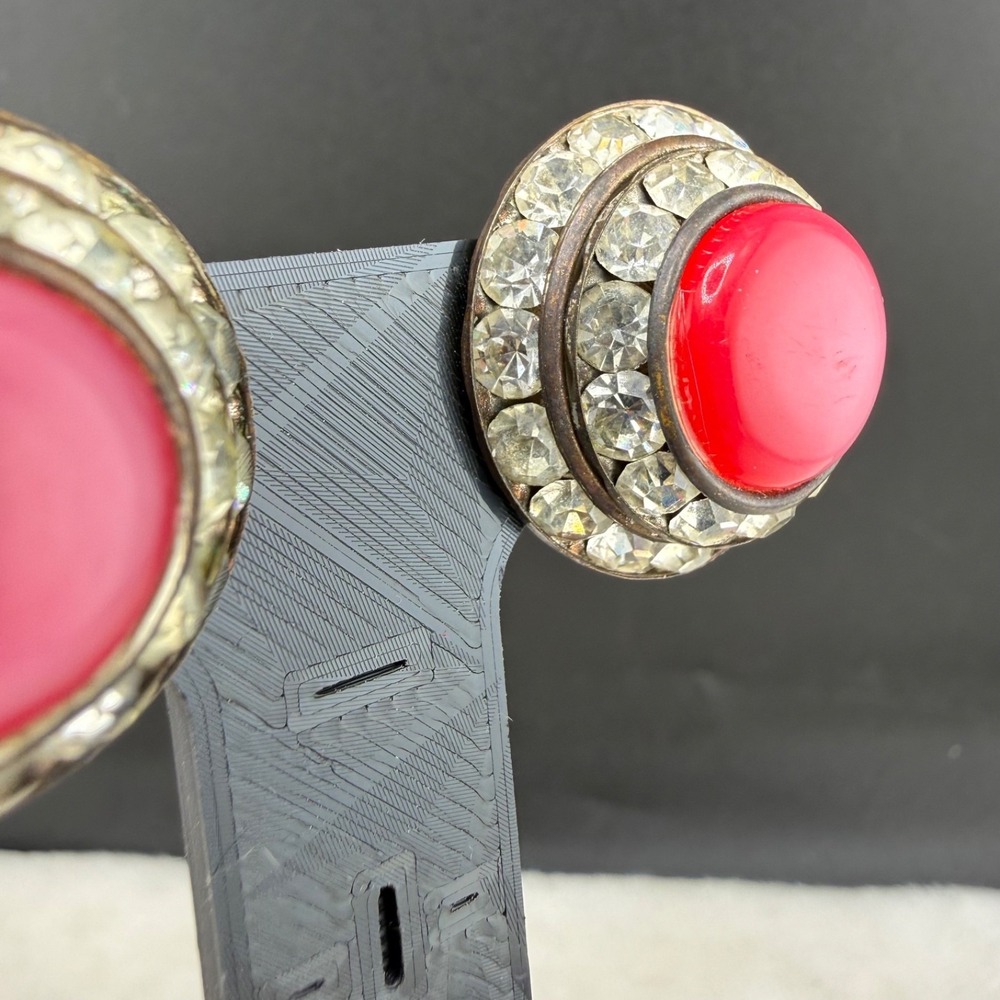 Vintage Lisner Rhinestone Clip On Earrings Moon Glow Thermoset Silver Tone Dome - Picture 5 of 12